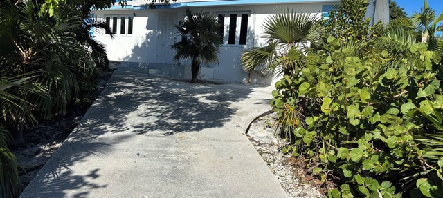 Bayview Cottage in Staniel Cay