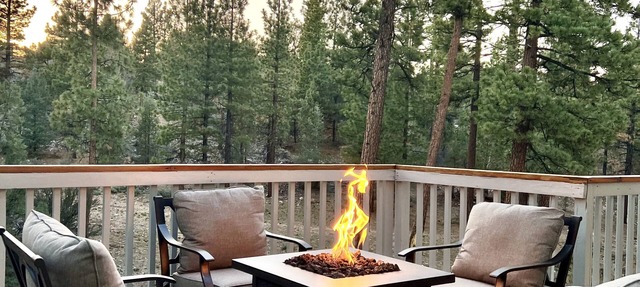 Beautiful Big Bear Home with Amazing Views. in big bear city