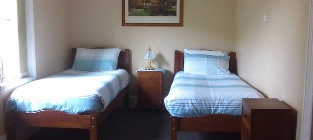 Bed & Breakfast accommodation for 2 on a sheep farm in Moutajup
