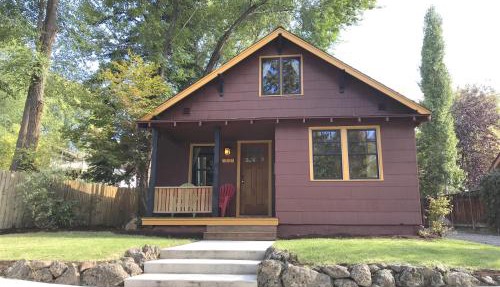 Bluebird Day - Cinder Cone Bungalow in Bend