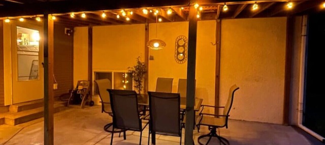 ☀Bright & Serene ~ 5★ Central Location ~ BBQ ~ Pkg in Abbotsford