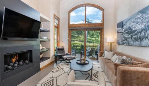 Brightside Chalet by Exceptional Stays in Telluride