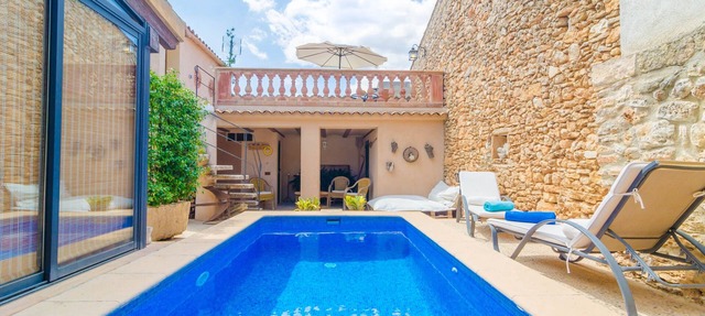 CA NA MISSA 10 - Great townhouse, with an additional apartment and private pool in Llubí. in Llubí