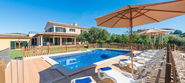 CAN VALERO for 12 people in Palma with Swimming pool in Palma de Mallorca