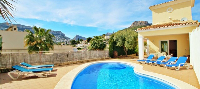 Canuta Mar 14- two story holiday home villa in Calpe in Calpe