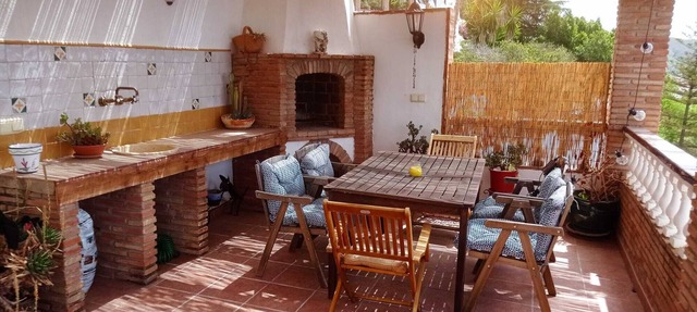 Casa Canillas - amazing views, hiker's paradise, village center, sleeps 4-6! in Canillas de Aceituno