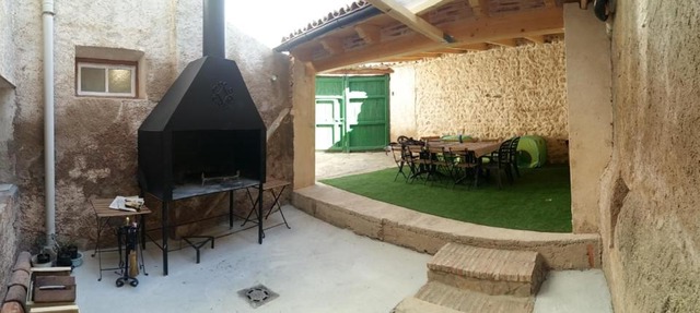 Casa rural L´Amparo -3 espigas- Categoría superior-15 personas in Navarrete del Río