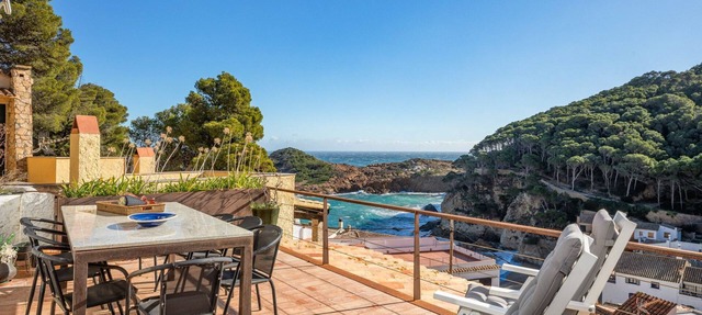 Casa Ses Vaques - Four Bedroom Villa, Sleeps 7 in Sa Tuna