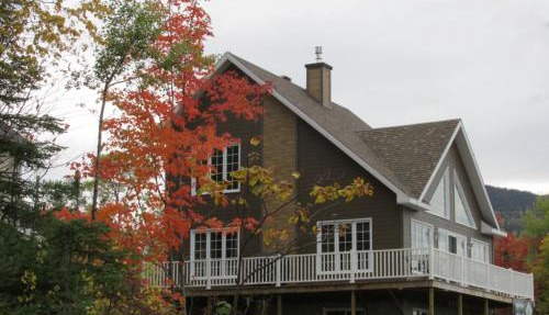 Chalet Alpin in LʼAnse-Saint-Jean