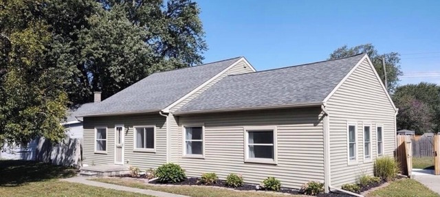 Charming 3-bedroom house in pleasant Monroe with WiFi, and A/C in Monroe