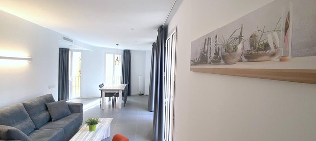 Charming apartment in medieval heart of Castelló d'Empúries in Castelló d'Empúries