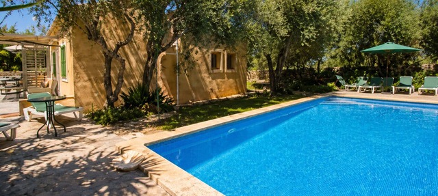 Charming House - 6 pax, - Wifi Free - Sat TV - Private Salat Pool in Manacor