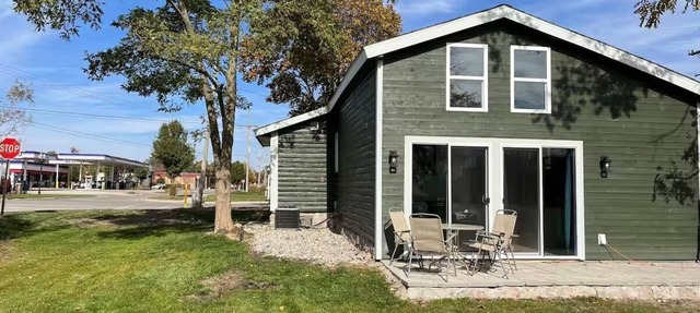 Charming log cabin in Spring Lake