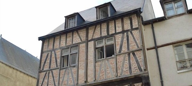 Charming studio in the heart of Amboise with gorgeous views of the Château! in Amboise