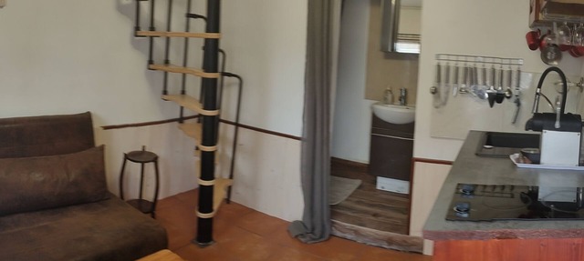 Chez Aurélia: Tiny house with private jacuzzi in La Couture-Boussey