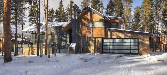 Cloud Cabin: Warrior's Mark Home, Hot Tub & Steam Shower, Resort Views! in Breckenridge