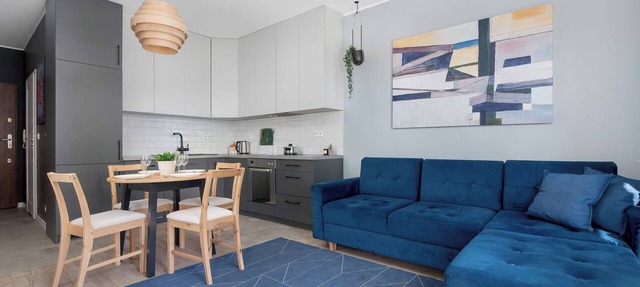 Comfortable Apartment with a Balcony | Garage Parking in Bydgoszcz