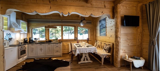 COTTAGE POWDER WITH PRIVATE JACUZZI in Bukowina Tatrzanska