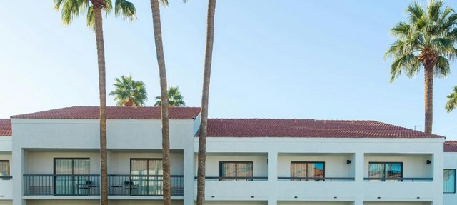 Courtyard by Marriott Phoenix North in Phoenix