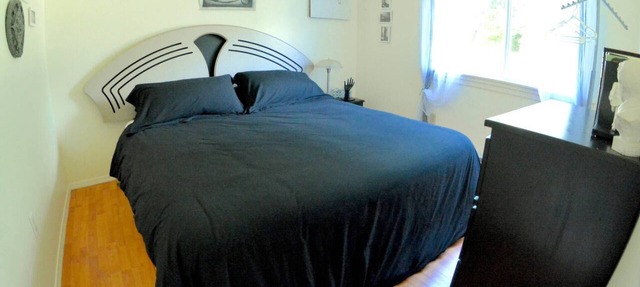 Cozy 2 bedroomed Gfl suite in lovely Wilsons Creek in Sechelt