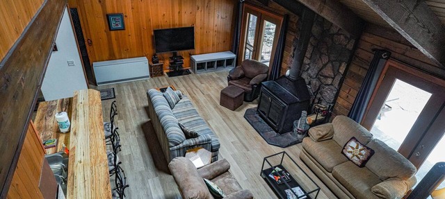 COZY CABIN IN COUNTRY CLUB WITH FOREST VIEWS-PETS WELCOME! in Pinetop