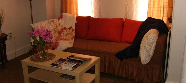 Cozy, comfortable and conveniently close to historic downtown Stroudsburg! in Stroudsburg