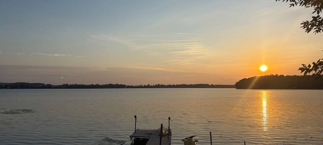 Cozy/Rustic Devils Lake Cabin, 5 miles from Perham, perfect for relaxing. in Perham