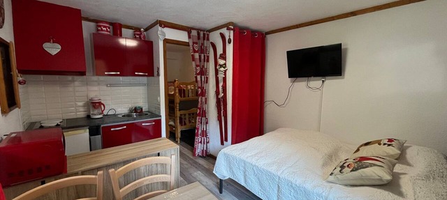 Cozy studio in Châtel for 4 people, south-west facing balcony in Châtel