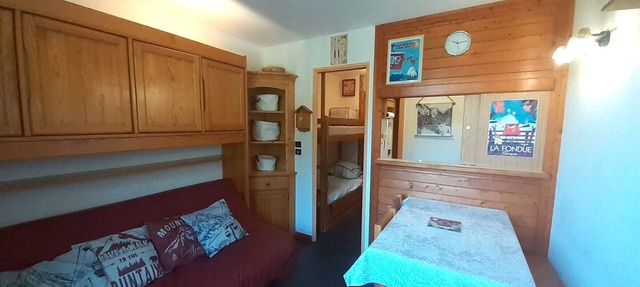 Cozy studio with WIFI and pets allowed in Valfréjus in Valfréjus