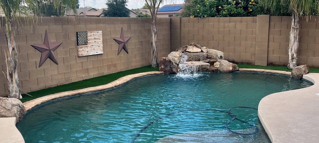 Cozy vacation home with pool! in Surprise