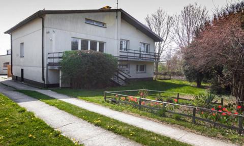 Dom z Ogrodem in Wrzosowa