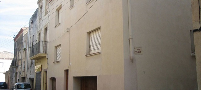 Dorf in der Nähe von Valls und Tarragona by Interhome in Puigpelat