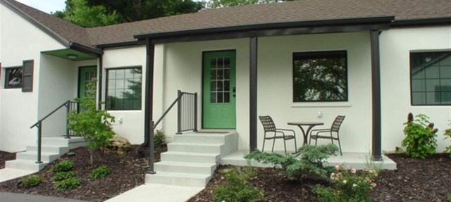 Downtown Branson Cottage in Branson