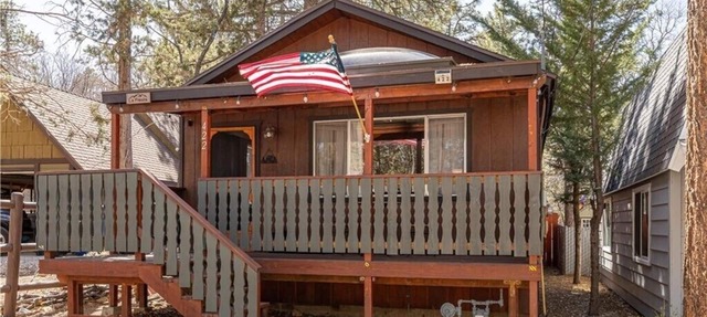 Encanto - Classic mountain cabin tastefully renovated! Game Consoles, Fenced yard! in Sugarloaf