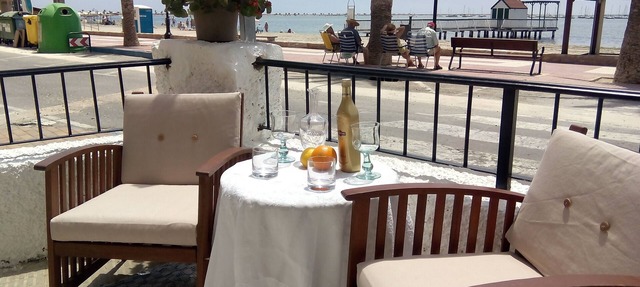 FIRST LINE MAR MENOR WITH WIFI, 2 BICYCLES, VERY LARGE in Lopagán. San Pedro del Pinatar.Murcia