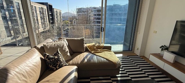 Executive 2B2B Luxury Apartment Barton- 7-10 min walk to PH, M-Oval & Lake BG in Barton