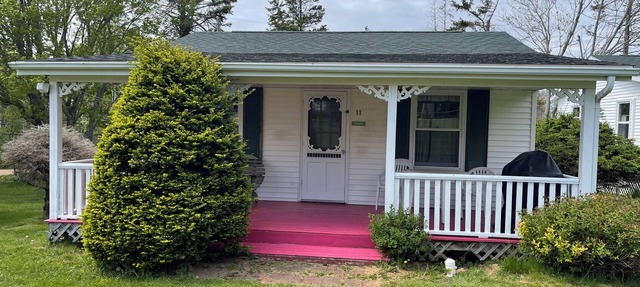 Executive Two-Bedroom Cottage (Cottage 11) in Stanhope