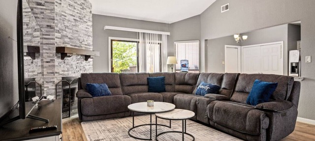 Extended Stay Comfort | Prime Location + Garage in Carrollton