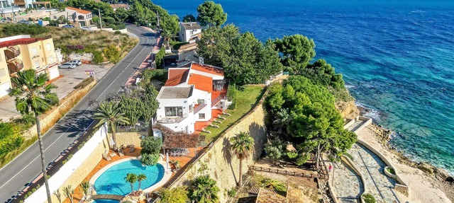 Family Only Villa "Perla Del Mar" with Sea View, Private Pool & Private Terraces in Benissa