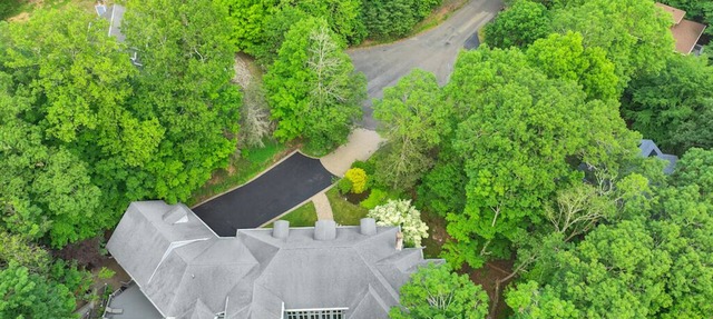 Fancy Poconos Castle & Indoor MEGA 10+ Hot Tub in East Stroudsburg