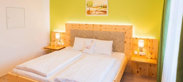 Ferienwohnung mit Terrasse - Gästehaus Bergbrunnen in Bad Loipersdorf