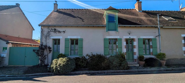 Charming Eco-Friendly Home in Brenne Natural Park with Private Garden, Terrace & Modern Amenities in Communauté de communes Brenne - Val de C
