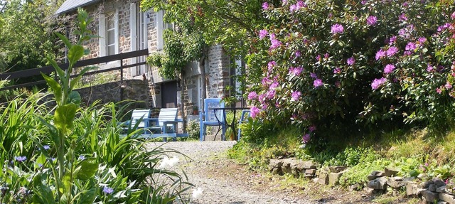 A Farmhouse Gite Surrounded By Apple Orchards And Attractive Garden in Saint-Quentin-Les-Chardonnets