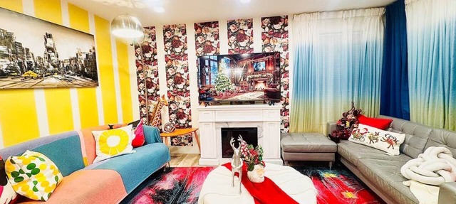 FunKidHouse*NearWEM*FamilyBabyKidFriendly*Kingbed* in Edmonton