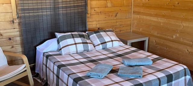 Granja escuela con bungalows Familias y grupos Parking privado gratuito in San Martín de la Vega