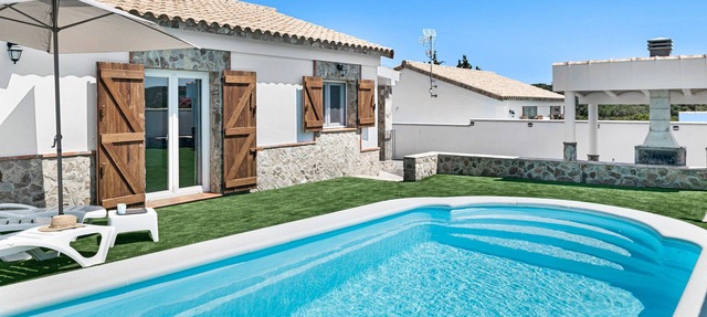 Holiday Home 'Casa Faquinse La Muela 2' with Sea View, Wi-Fi and Air Conditioning in Vejer de la frontera
