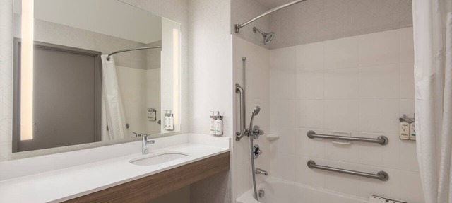 Holiday Inn Express Bothell by IHG in Bothell