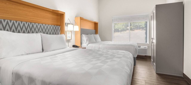 Holiday Inn & Suites Bothell by IHG in Bothell
