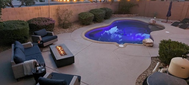 HOLLYHOCK - Pet-Friendly 4BR Heated Pool & Near Golf in Chandler