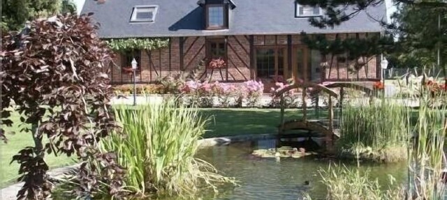 INDEPENDENT HOUSE 'hydrangeas' more than 50 varieties of hydrangeas in Eure